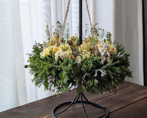 ドライフラワー★フライングリース★吊るし型♪アレンジメント♪癒し♪ ドライフラワー☆フライングリース☆吊るし型♪アレンジメント