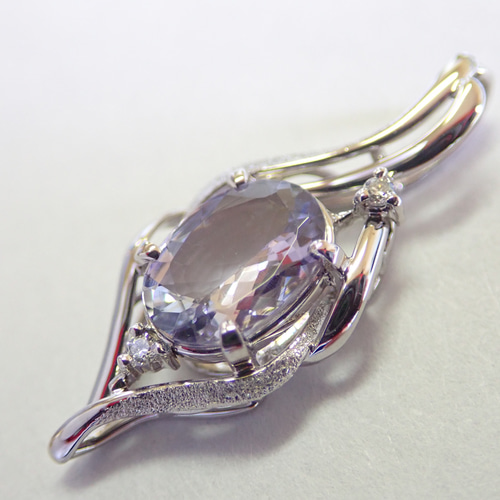 多色石ゾイサイト ラベンダーカラー 1カラットアップ 森羅