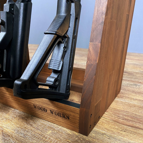 ガンラック ハンドガン・ライフル銃用収納 木製ライフルスタンド2点