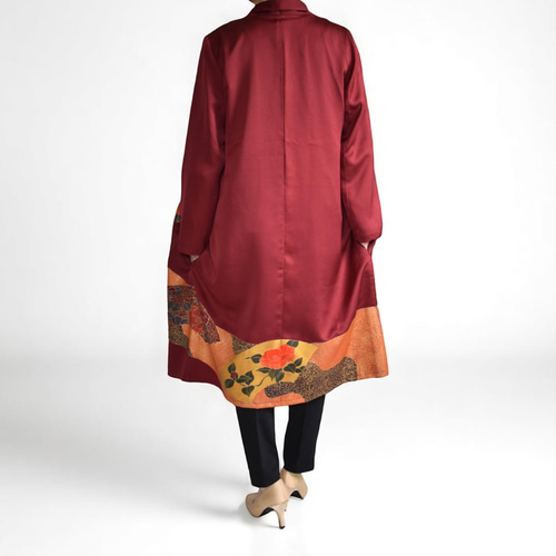 カーディガン風羽織コート／赤紫、金／上品＆華やか／和【着物リメイク