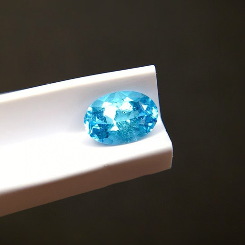New 0.55ct天然パライバトルマリンルース ブラジル産 ネオンブルー GIA