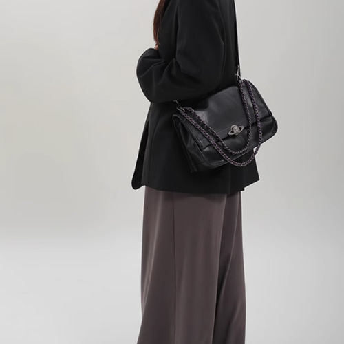 本革】レザー ブラック チェーンバッグ レディース 新作 高級 ニシェ