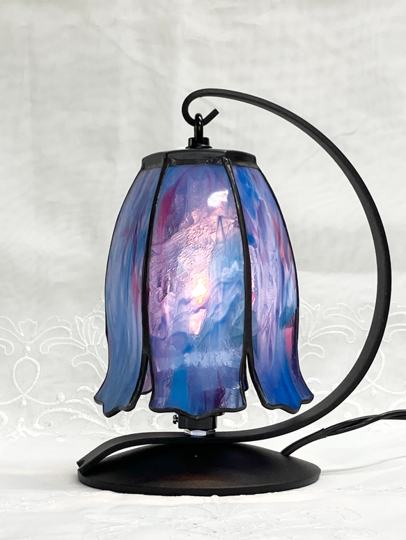 ステンドグラス☆ チューリップ型のフュージングランプ