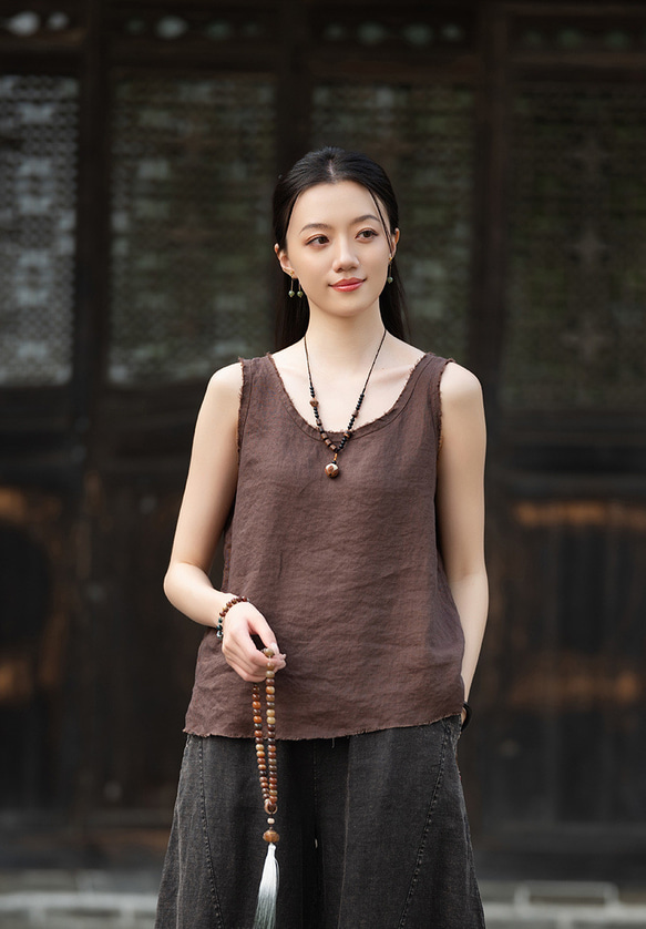 100%亜麻夏の薄手純色タンクトップ 毛縁のキャミソール