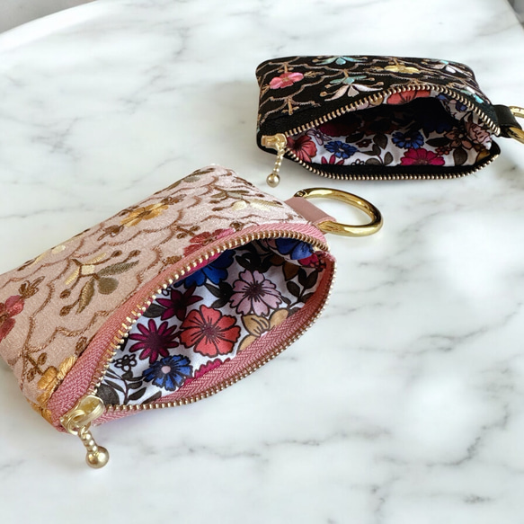 【数量限定】豪華インド刺繍生地◆総刺繍/カラビナ付きフラットポーチ＆マルチポーチセット 9枚目の画像