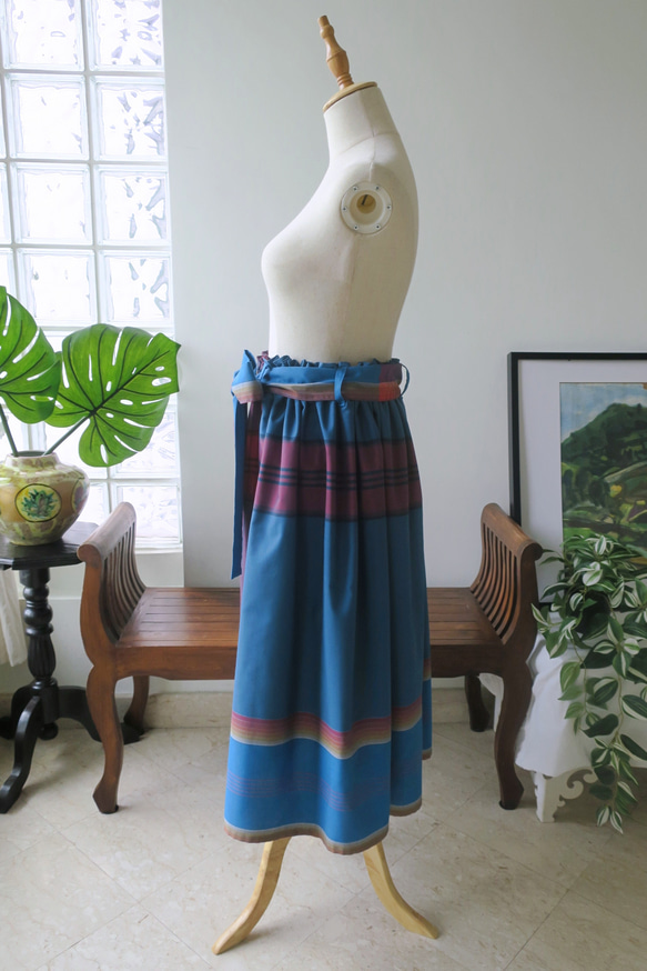 【インドネシア/サロン】選べる４種・ロングスカート・④チェック（ブルー）・シンガポールから送料無料 3枚目の画像