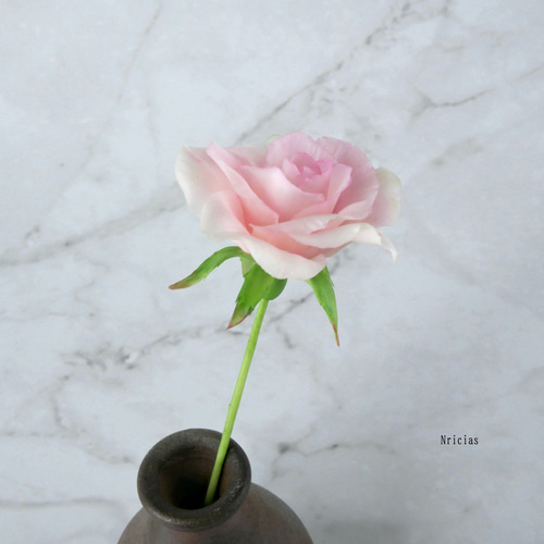 再販＞ バラ ミニ 一輪 短い ピンク✿クレイフラワーNO.GH1-SP2 アート