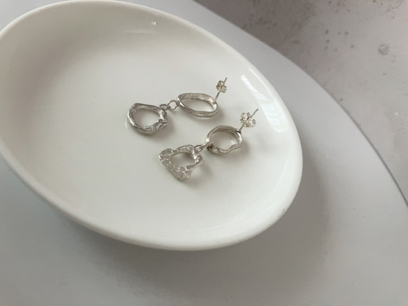 silver 950 揺れる　double melt motif  ピアス　シルバー　アレルギー対応　イヤリング変更 5枚目の画像