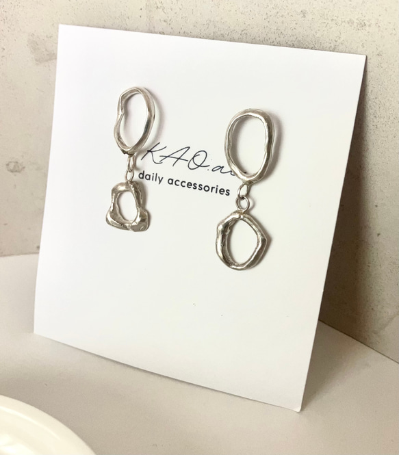 silver 950 揺れる　double melt motif  ピアス　シルバー　アレルギー対応　イヤリング変更 4枚目の画像