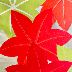 帯のタペストリー　涼しげな紅葉　テーブルランナー使用可　小物　和モダン　着物　リメイク インテリア　和室 7枚目の画像