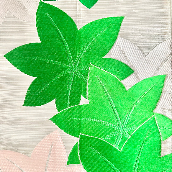 帯のタペストリー　流木×青紅葉　　テーブルランナー使用可　小物　和モダン　着物　リメイク インテリア　和室 5枚目の画像