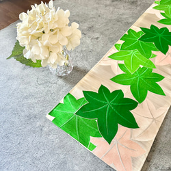 帯のタペストリー　流木×青紅葉　　テーブルランナー使用可　小物　和モダン　着物　リメイク インテリア　和室 9枚目の画像