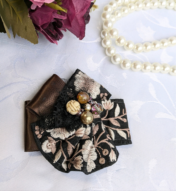 2833インド刺繍リボン☆ヘアゴム 　ハンドメイド　パール付きゴム ブラック系 再販可能】☆選べるパーツ ヘアアクセサリー ヘアゴムorバレッタor
