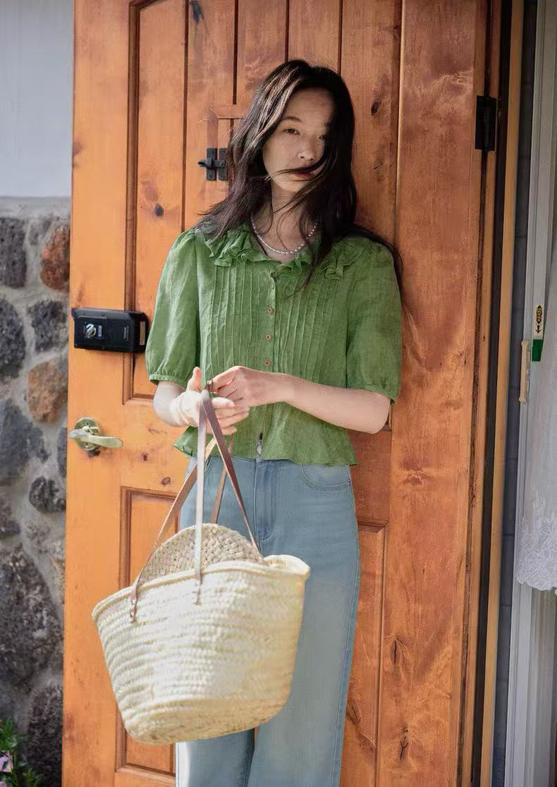 フリル襟　半袖ブラウス　トップス　二色