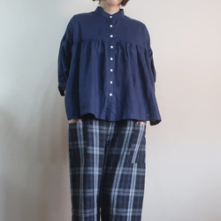 今夏入荷ゆったり涼感ふんわりリネン　スタンドギャザーブラウス（リネン／全４色） 15枚目の画像