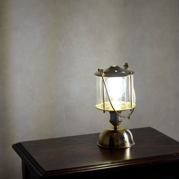 真鍮のガスランタン風ライト　 7枚目の画像