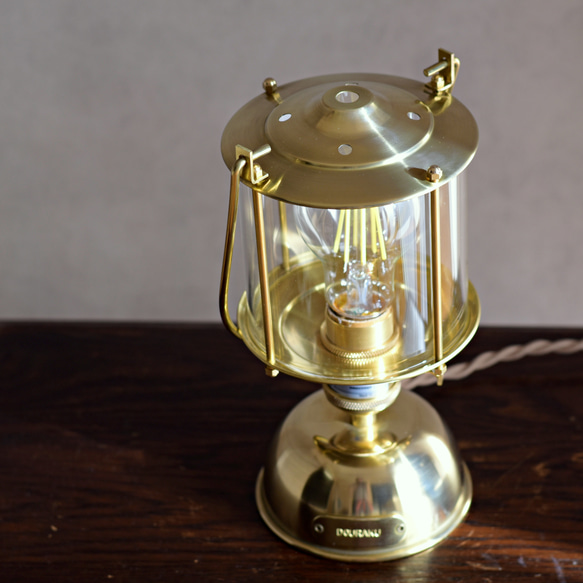 真鍮のガスランタン風ライト　 3枚目の画像