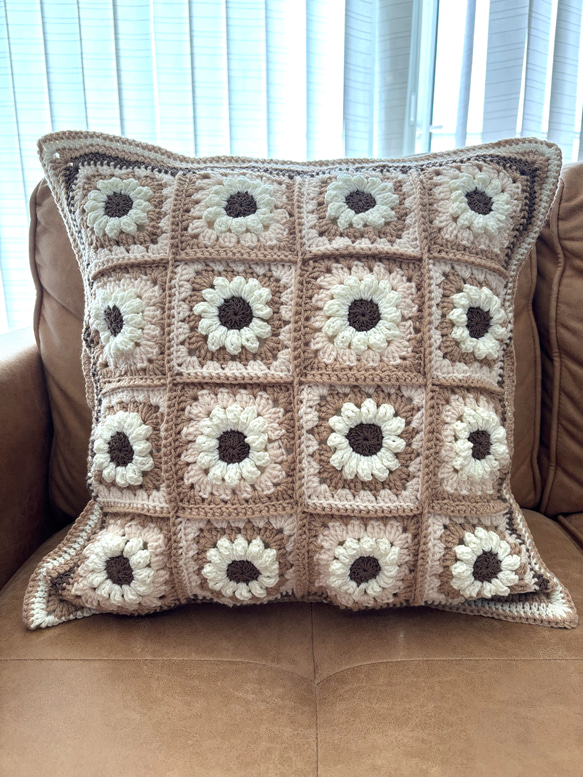 モチーフ編みクッション40×40 モチーフ編みクッション40×40