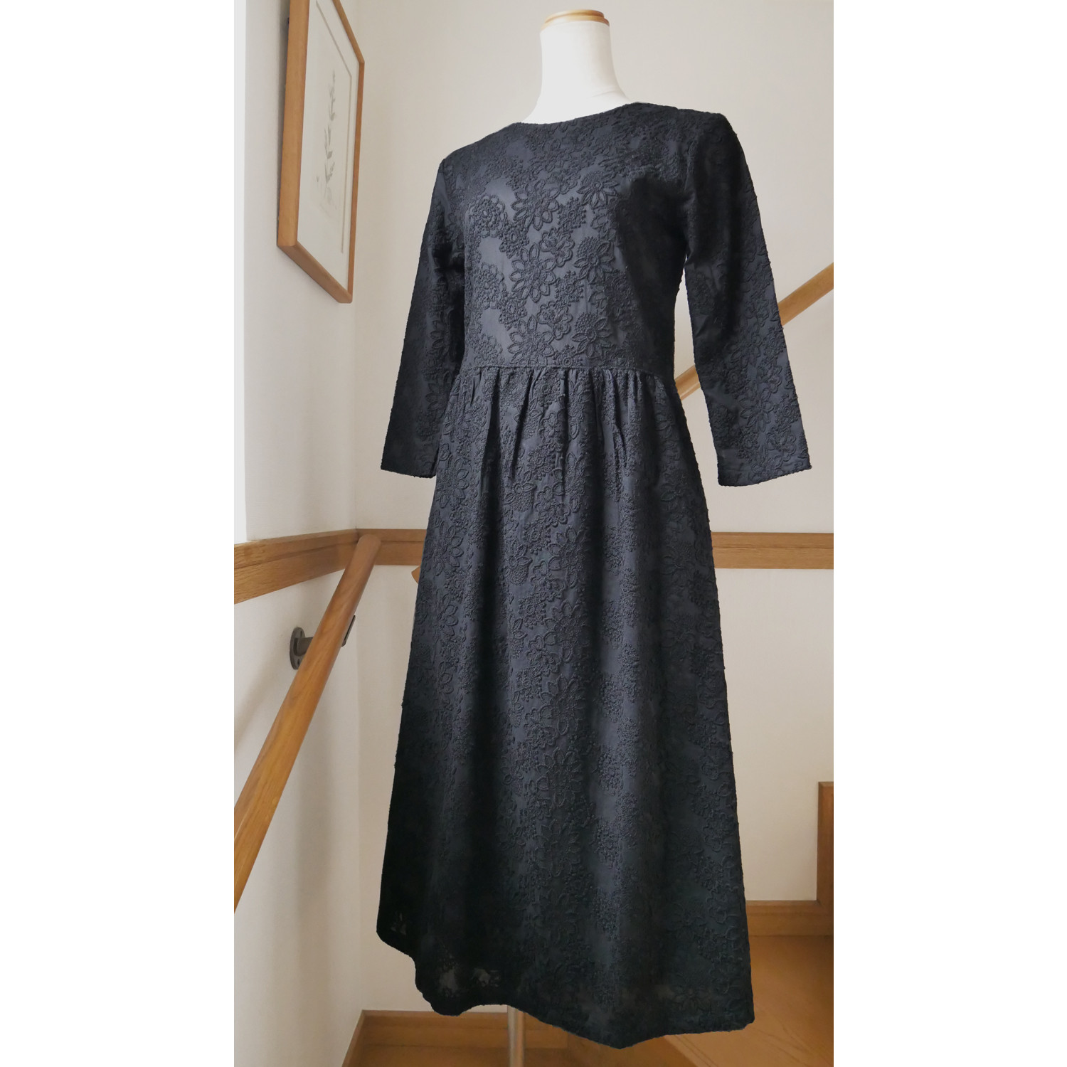 総刺繍　コットンワンピース　七分袖 / ブラック (黒)