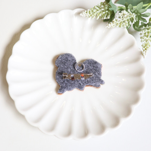 りす刺繍ブローチ【送料無料】動物刺繍 りすモチーフ シマリス うちの