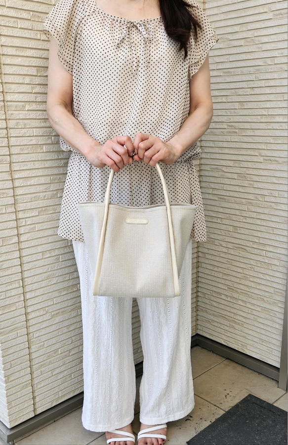 新色日本製　どこのお店でも出逢えない❗撥水性抜群の生地と姫路レザーのトートバッグ　超軽量 5枚目の画像