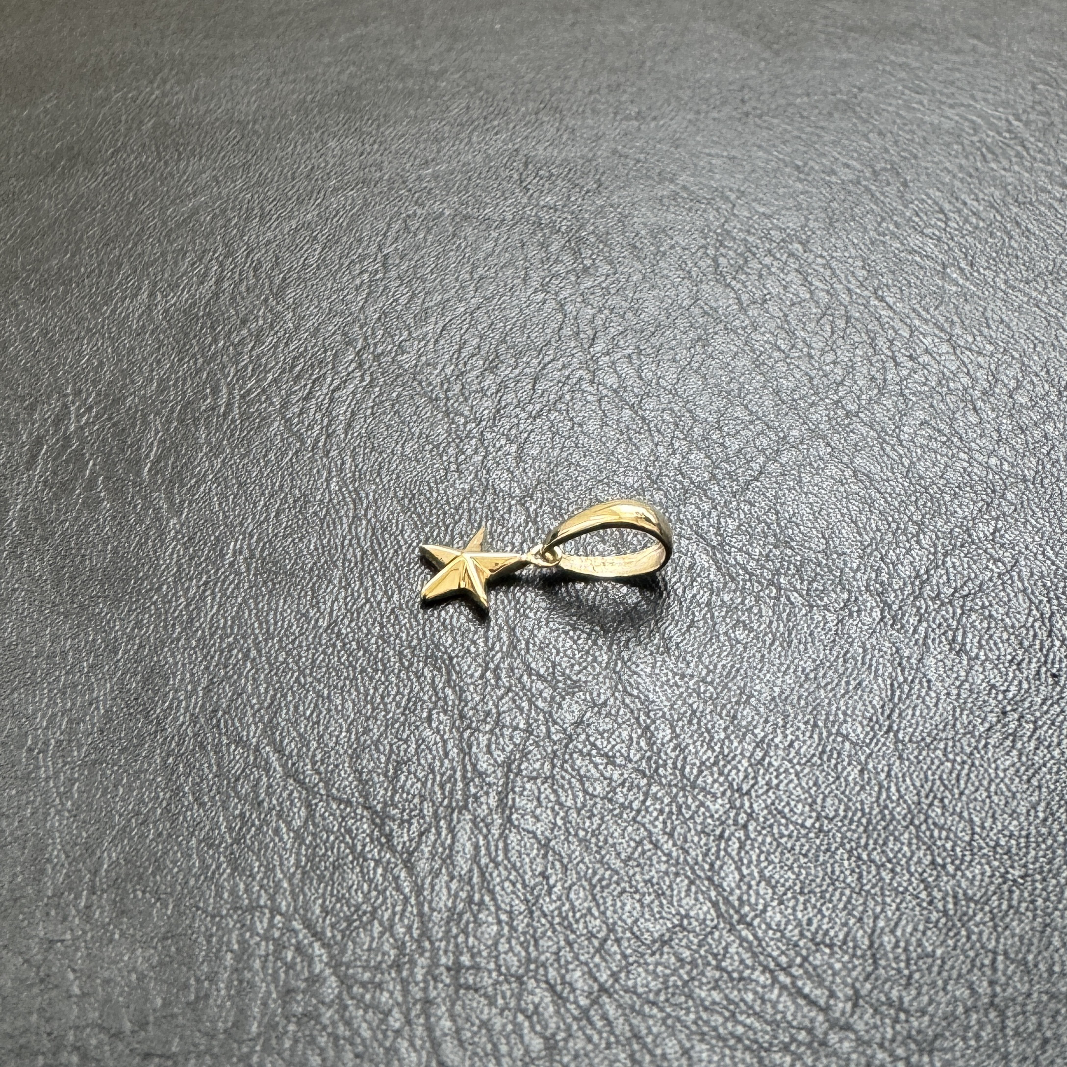 【受注生産】ロックスター｜K18 スターペンダントトップ 18金 ギフト