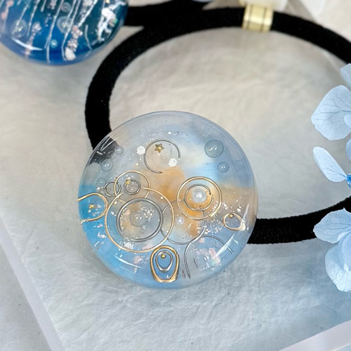レジンヘアゴム ターコイズブルー　雪の結晶　お花　ブルー　冬 レジンヘアゴム ターコイズブルー 雪の結晶 お花 ブルー 冬 雪の
