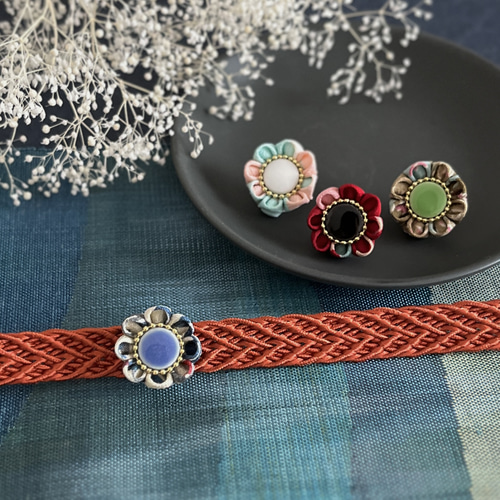 昭和レトロ×つまみ細工】花モチーフの帯留め、ピンバッジ＊着物生地と