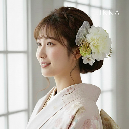 ダリアホワイト♡金箔付♡髪飾り ヘッドドレス 前撮り 成人式 卒業式 七五三 新作【上品ホワイトダリアの髪飾り｜白×グリーン】成人式髪飾り 卒業式