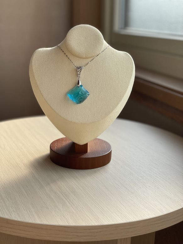 アンダラクリスタル【エレクトリックブルー】ペンダントトップ