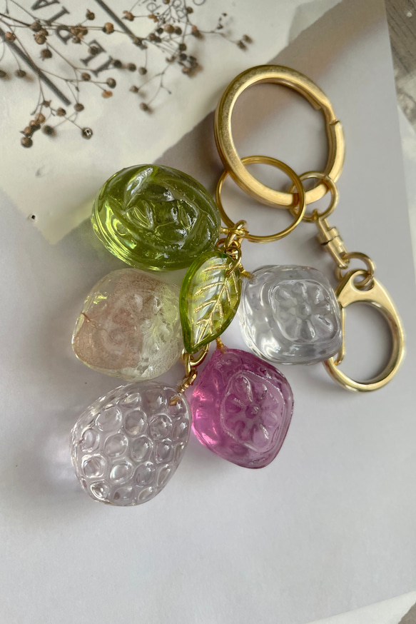 ドロップキーホルダー　紫陽花色 1枚目の画像