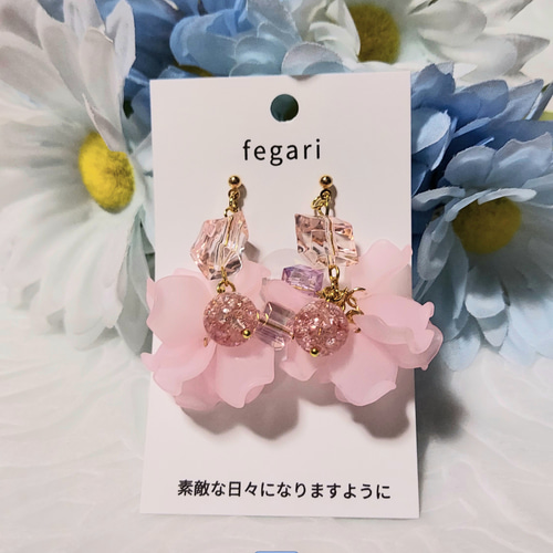 天然石と花びらとクリアビーズのピアス2️⃣ イヤリング