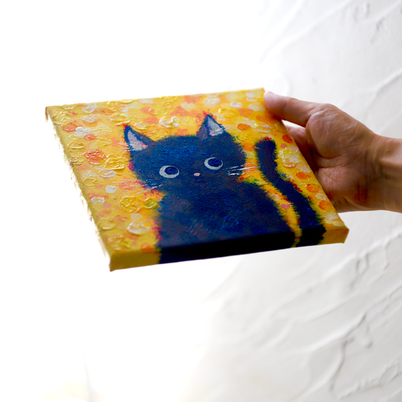 【原画】ミモザの庭で遊ぶ黒猫のクロさん「なにしてるの？」　キャンバス　絵画　18cm角　送料無料　 8枚目の画像