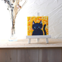 【原画】ミモザの庭で遊ぶ黒猫のクロさん「なにしてるの？」　キャンバス　絵画　18cm角　送料無料　 10枚目の画像