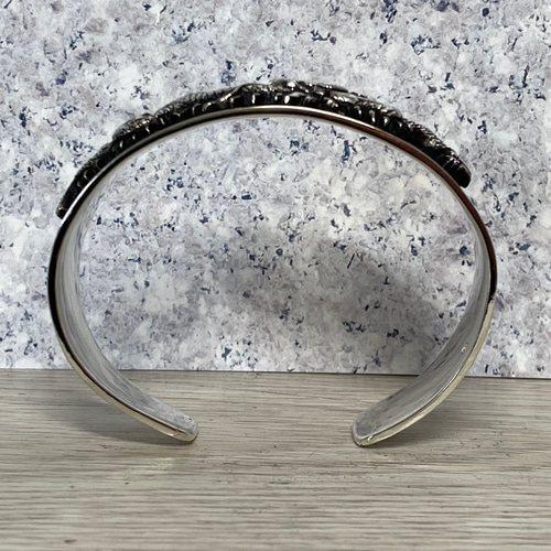 dragon relief》シルバーバングル｜silver925・立体彫刻・ジルコニア