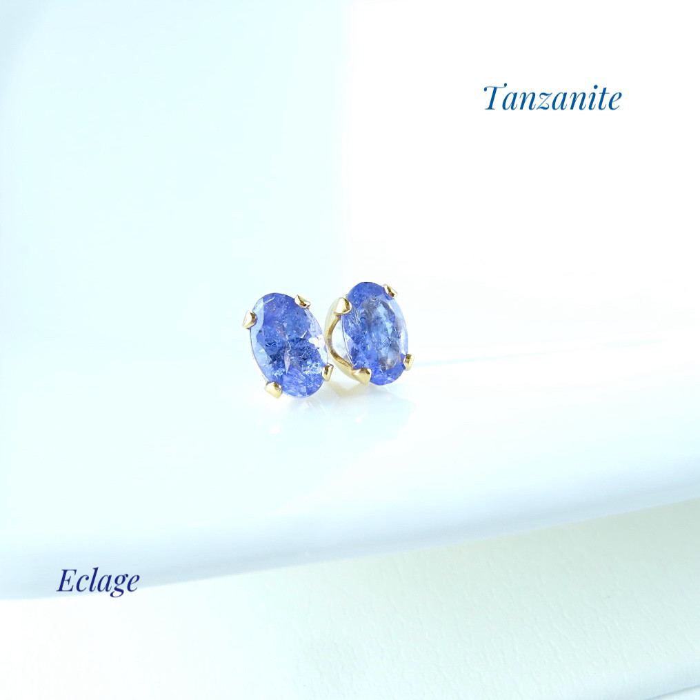 〈14kgf〉タンザナイトのオーバルカットピアス（6×4mm）