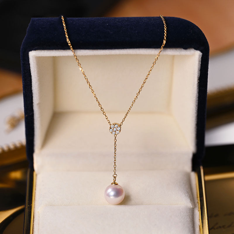 [ヘイズジュエリー] ベルシリーズ 18Kゴールド ダイヤモンド 調節可能 Y字型デザイン 日本製オーロラアコヤ海水真珠 8-8