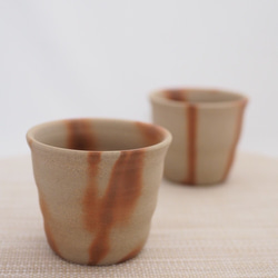 【Sさま専用ページ】備前フリーカップ〜なみなみ〜（緋だすき） 7枚目の画像