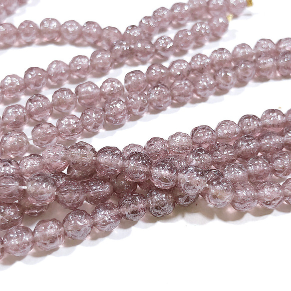 ローズバッド 5㎜ 24個 チェコビーズ 1枚目の画像