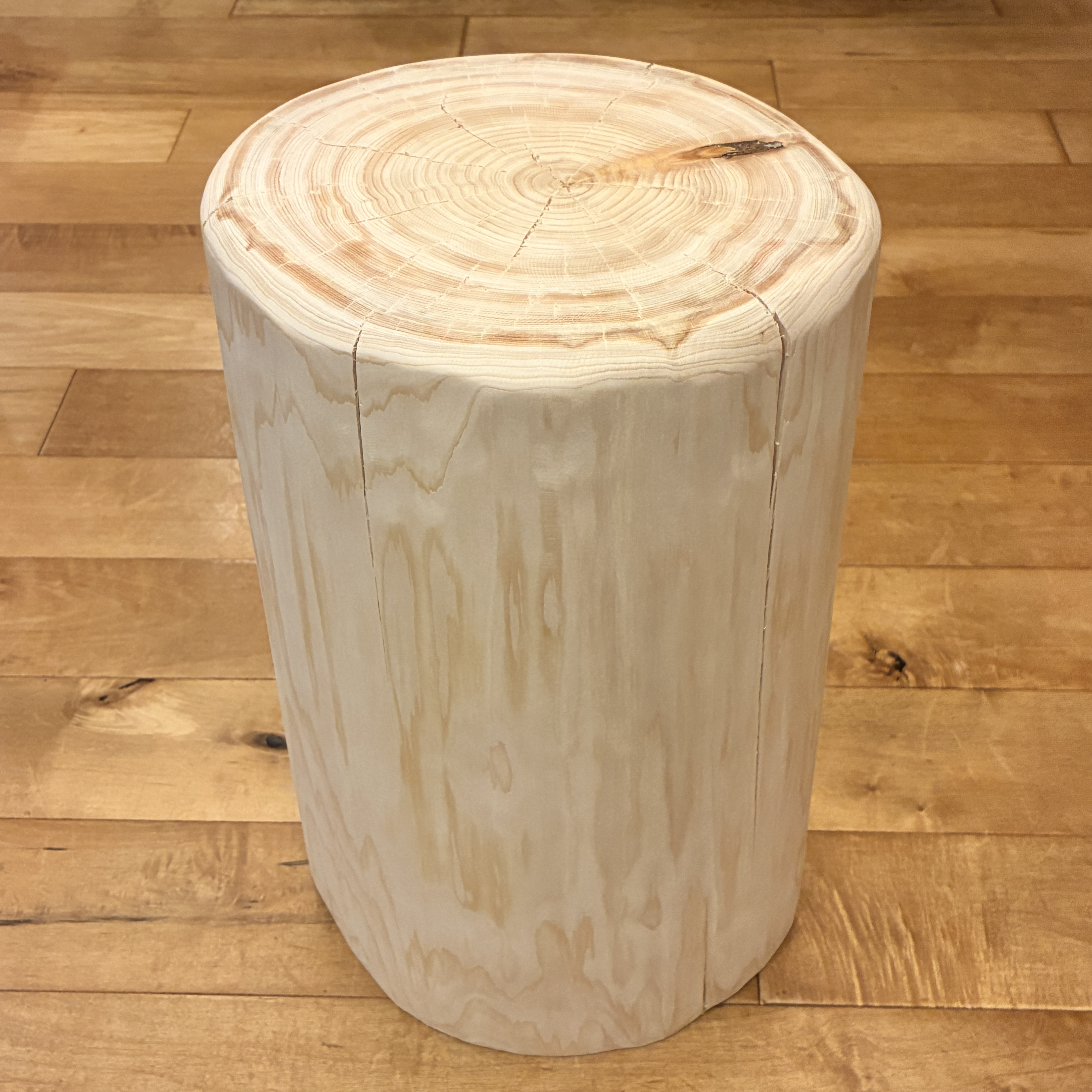 Hinoki  Wood  Stool  No.1301