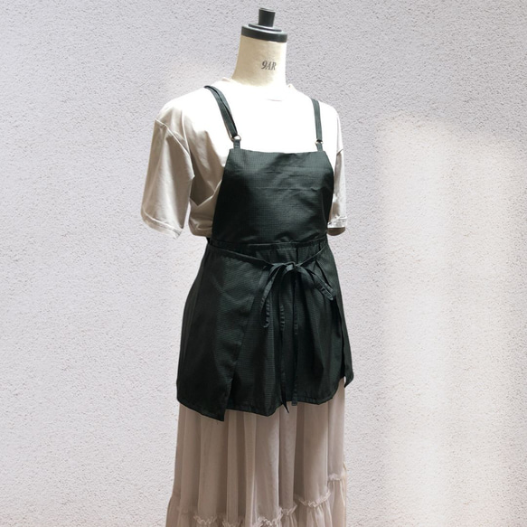 ショート丈エプロンワンピ＊重ね着ベスト風＊大島紬 着物リメイク