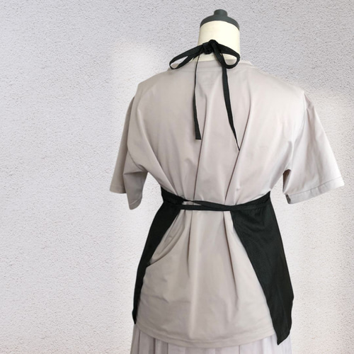 ショート丈エプロンワンピ＊重ね着ベスト風＊大島紬 着物リメイク