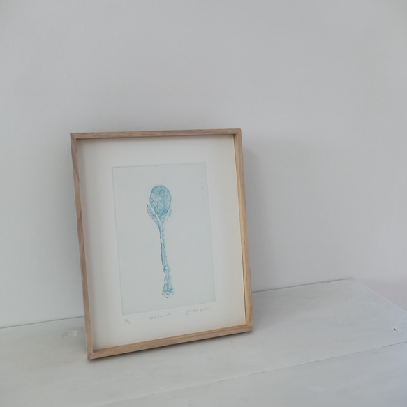 スプーンの絵・ターコイズ・水色の銅版画「sa i se i  t 」壁掛け・卓上木製額入・淡色アクセサリー/送料無料 5枚目の画像