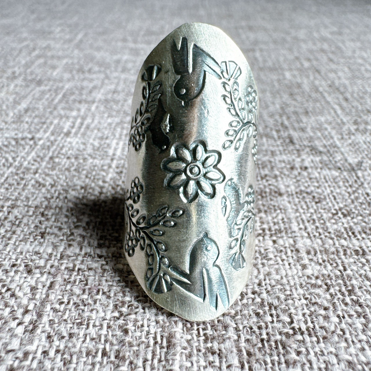 カレンシルバー