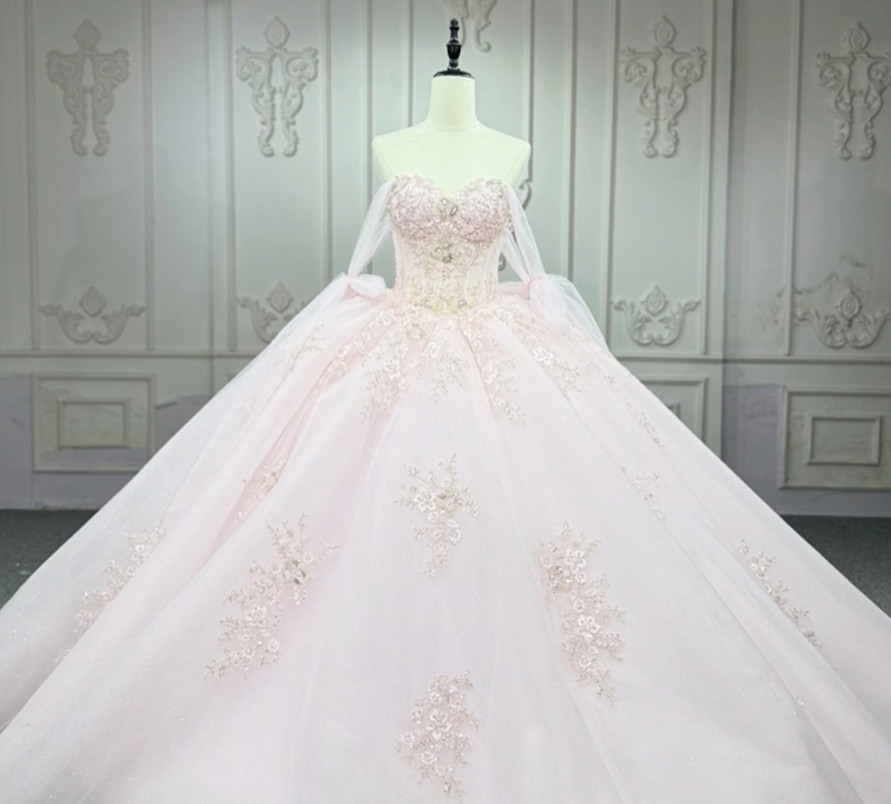 送料無料　魅惑の小花レース　キラキラ　チュール　淡いピンク　優雅　編み上げ　サイズオーダー　ブライダル前撮り挙式花嫁可愛