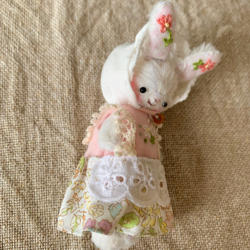 優しいウサギの妖精マシュマリィさん♡9.5㎝ ぬいぐるみ Mrs.Robin