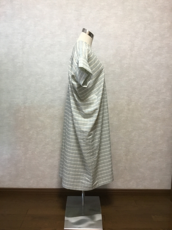 ★【最終半額セール】軽くて夏に涼しく楽々！横のドレープが大人で可愛いワンピース【大人カジュアル】スクエアワンピース 4枚目の画像