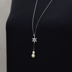 3日以内発送！クリスマス【イヤリング + ロングネックレス セット】雪の結晶・雪だるま パール ゴールド色／シルバー色 3枚目の画像