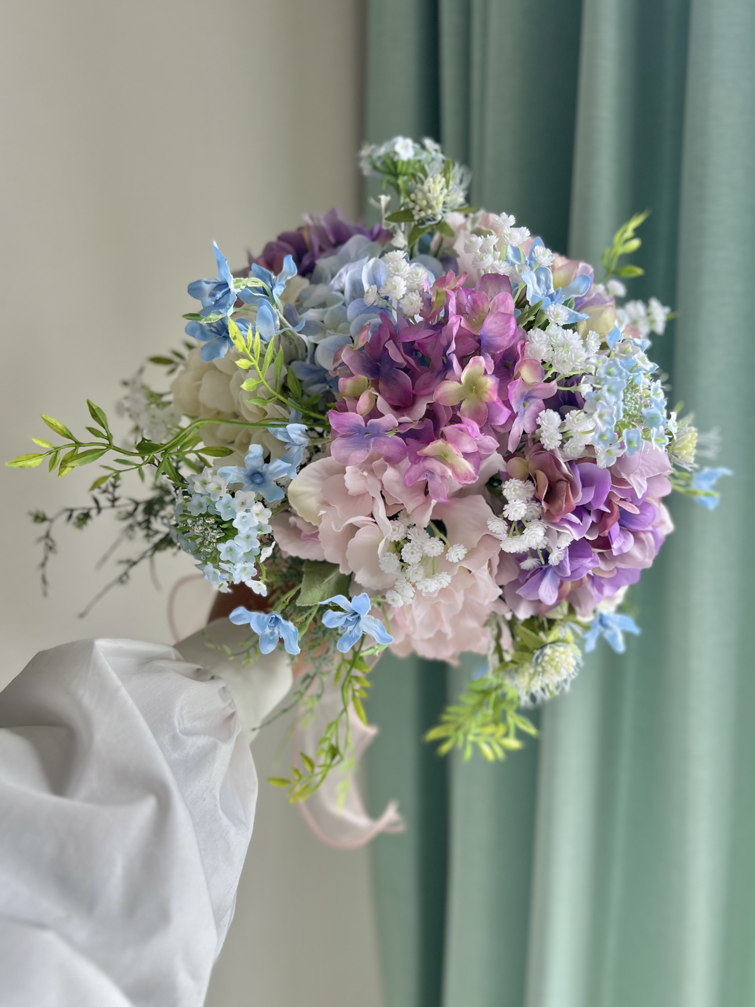 紫陽花のラウンドブーケ　アーティフィシャルフラワー