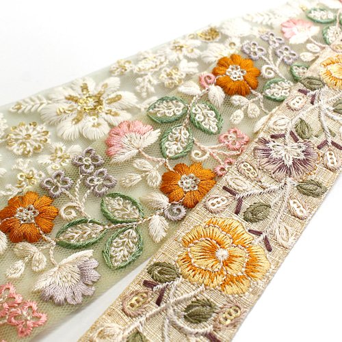新セット入荷！とっても素敵な刺しゅう！『インド刺繍リボン 約30cm3本